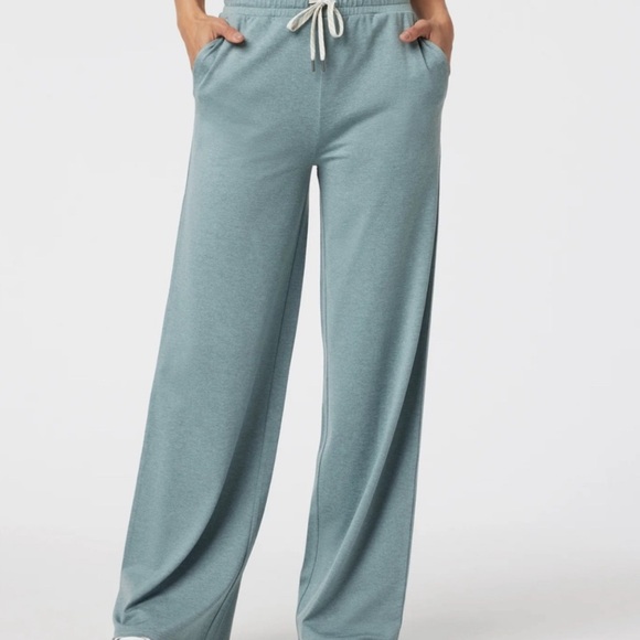 Vuori Pants - Vuori halo essential wide leg pants